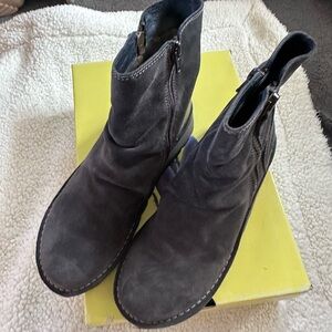 Fly London Diesel charcoal suede and leather ankle boot 38